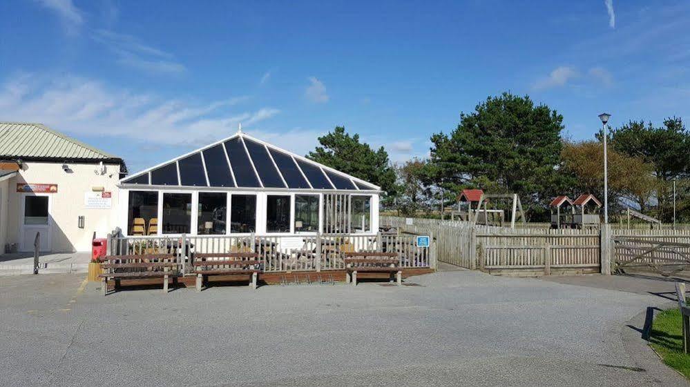 Atlantic Bays Holiday Park Padstow Esterno foto
