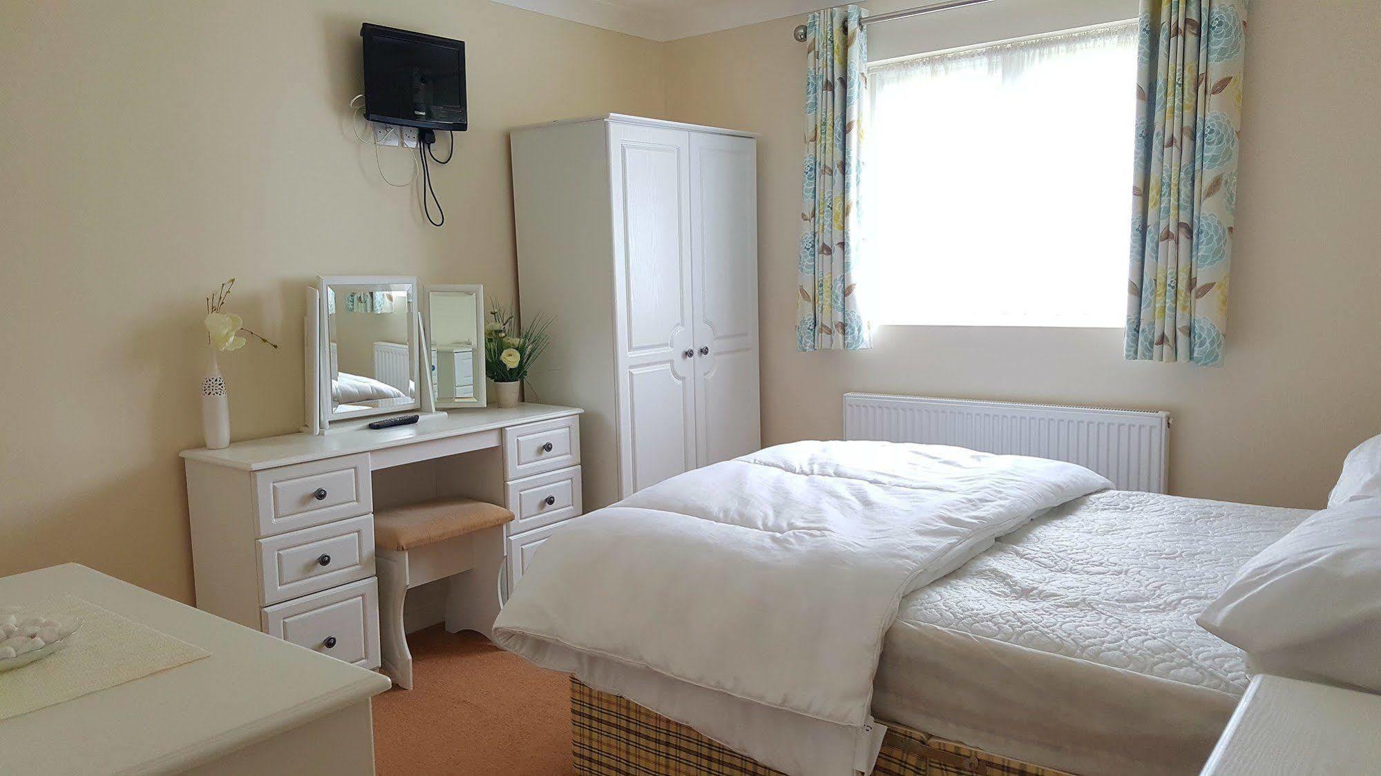 Atlantic Bays Holiday Park Padstow Esterno foto