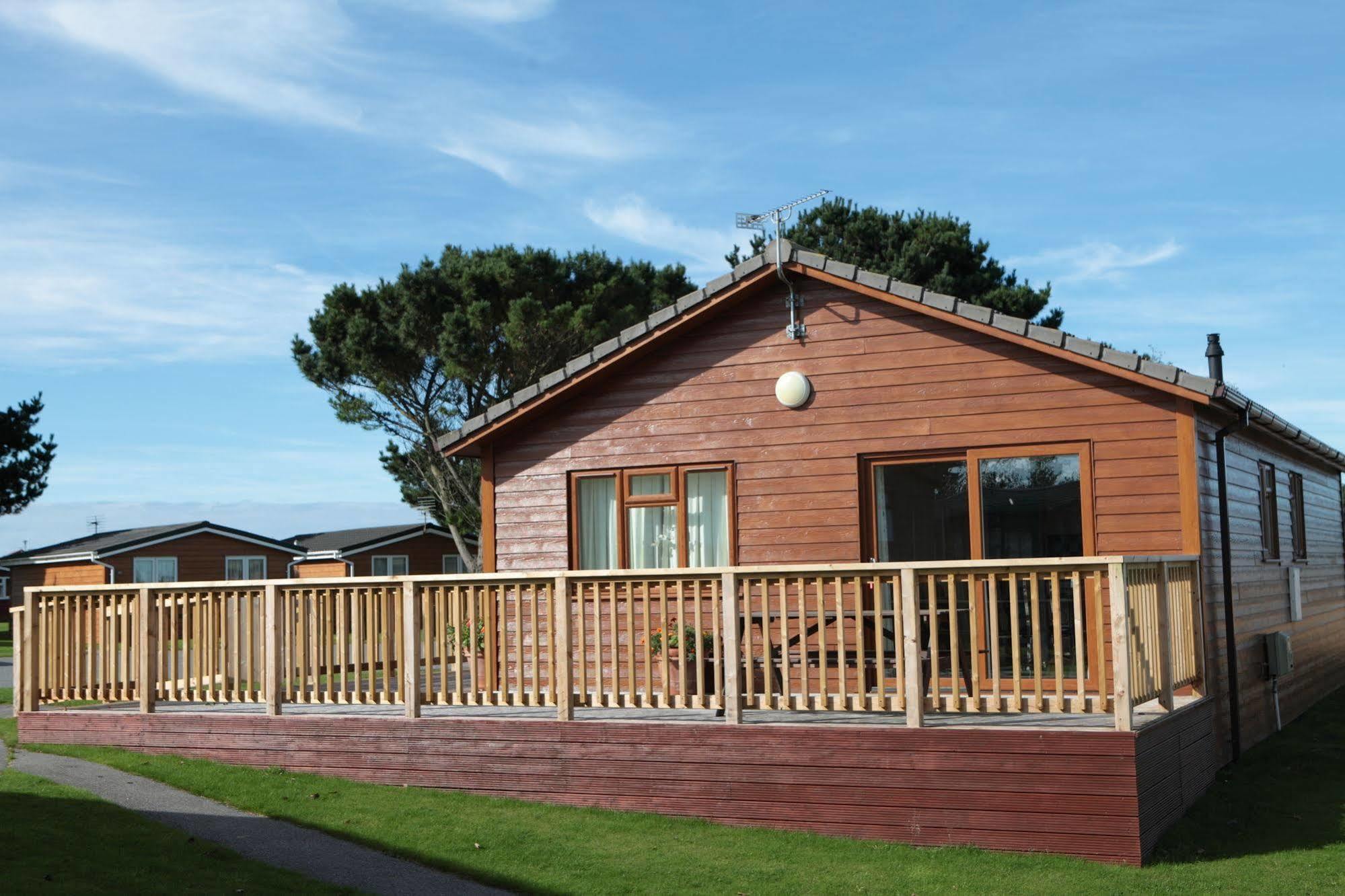 Atlantic Bays Holiday Park Padstow Esterno foto